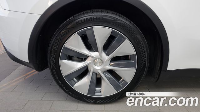 Tesla Model Y RWD — пробег 38 836 км — фото 5 из 5