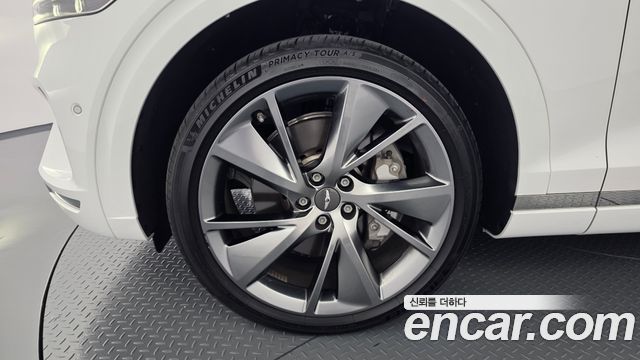 Genesis GV70 из Кореи Encar