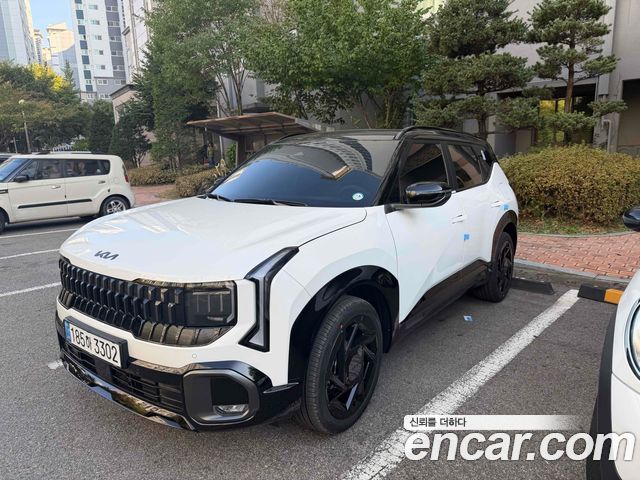 Kia Seltos HEV 1.6 2WD Signature X Line — пробег 193 км — фото 2 из 5