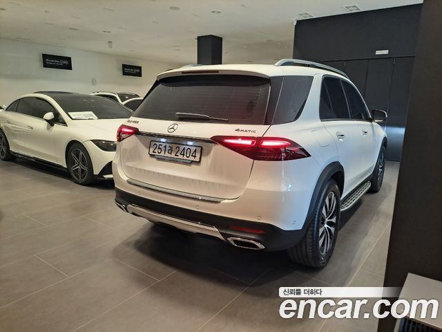 Mercedes-Benz GLE-Class GLE450 4MATIC — пробег 9 733 км — фото 2 из 5
