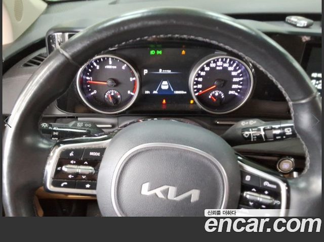 Kia Carnival Diesel 9-Seater Prestige — пробег 188 688 км — фото 5 из 5