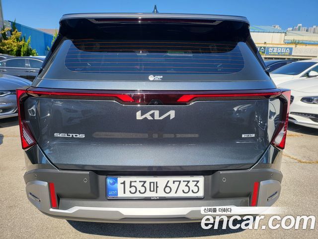 Kia Seltos HEV 1.6 2WD Signature — пробег 4 230 км — фото 4 из 5