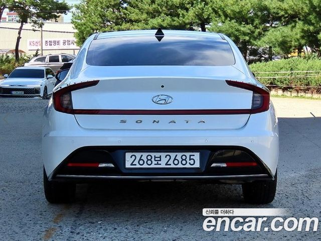 Hyundai Sonata 2.0 Premium Plus — пробег 47 558 км — фото 4 из 5