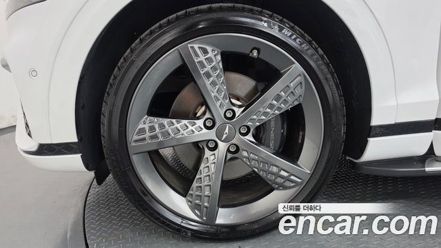 Genesis GV70 из Кореи Encar