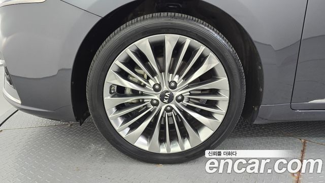 Kia K7 из Кореи Encar