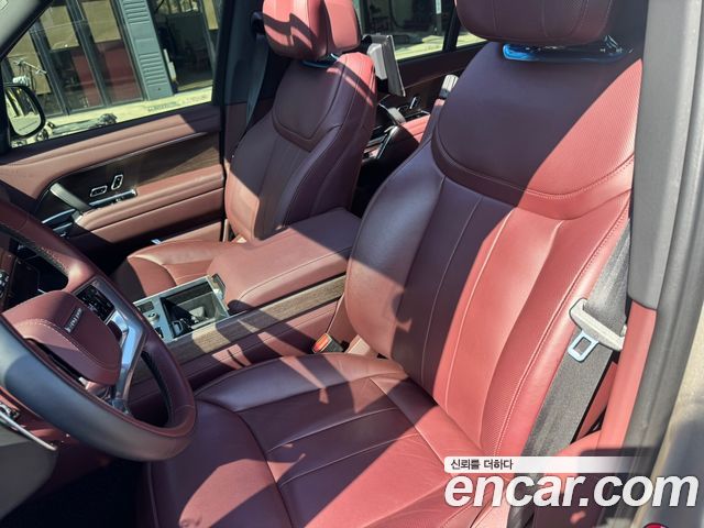 Land Rover Range Rover P530 Autobiography Long Wheel Base — пробег 21 776 км — фото 5 из 5