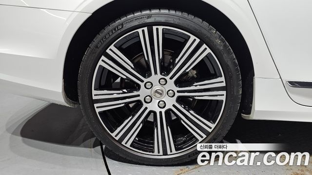 Volvo S90 из Кореи Encar