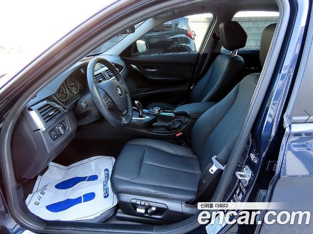 BMW 3-Series 320d xDrive — пробег 78 508 км — фото 5 из 5