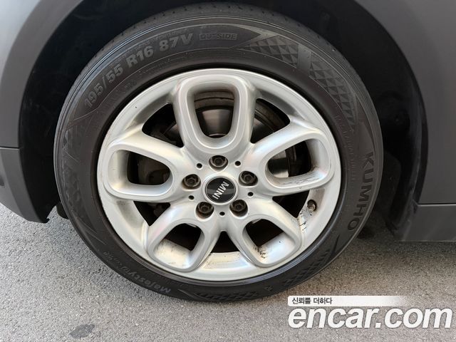 Mini Cooper Standard 3rd — пробег 86 932 км — фото 5 из 5
