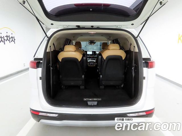 Kia Carnival Gasoline 9-Seater Prestige — пробег 129 269 км — фото 5 из 5