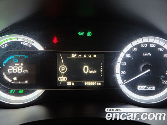 Kia Niro Luxury — пробег 148 660 км — фото 5 из 5