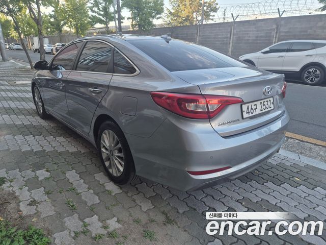 Hyundai Sonata 2.0 Smart — пробег 136 196 км — фото 4 из 5