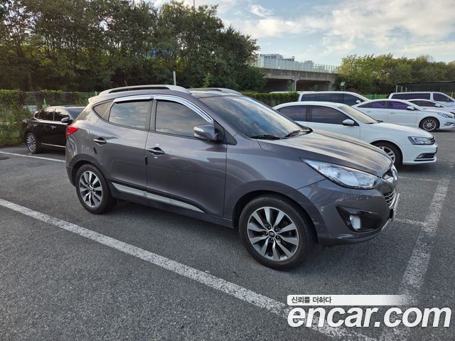 Hyundai Tucson Gasoline 2WD LX20 Premier — пробег 73 814 км — фото 2 из 5