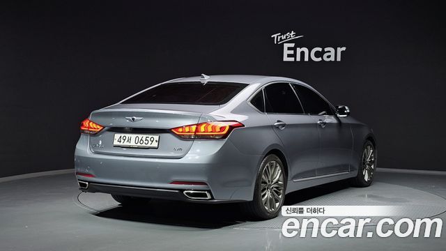 Hyundai Genesis из Кореи Encar