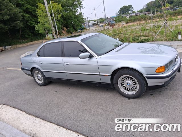 BMW 7-Series из Кореи Encar