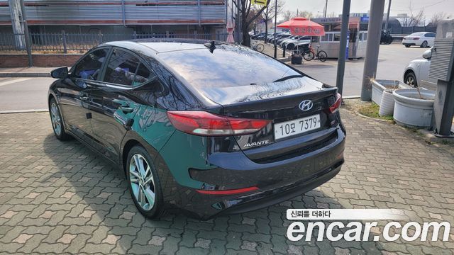 Hyundai AVANTE 1.6 GDI Value Plus — пробег 90 000 км