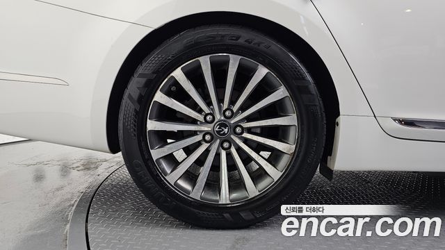 Kia K7 700h Prestige — пробег 120 772 км