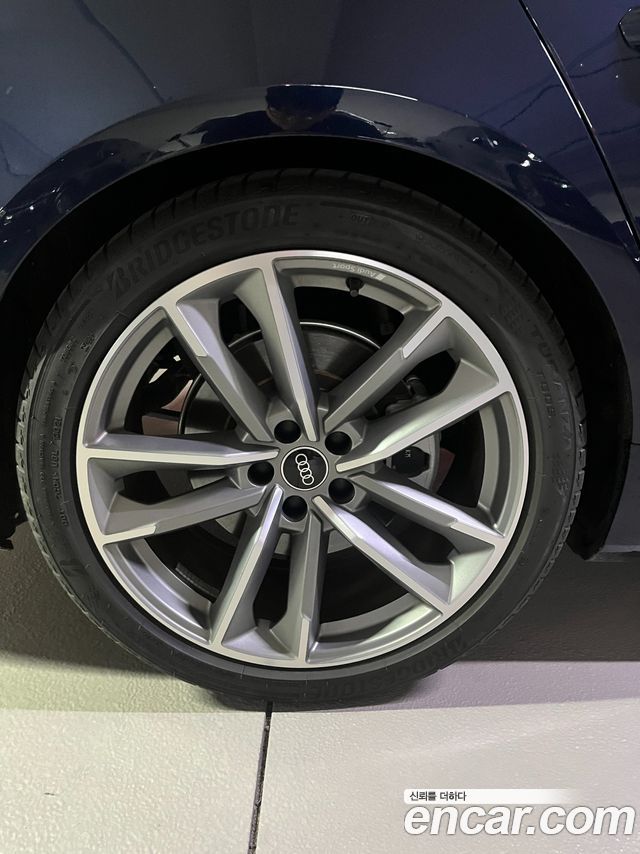 Audi A7 55 TFSI Quattro Premium — пробег 45 000 км