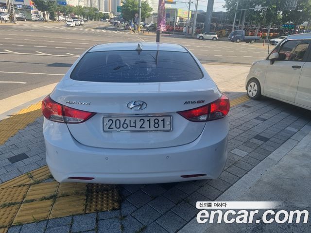 Hyundai AVANTE M16 GDI Premier — пробег 122 310 км