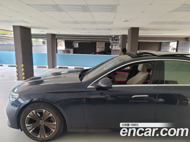 Mercedes-Benz E-Class E200 Avantgarde — пробег 28 000 км