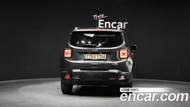 Jeep Renegade 2.4 Longitude — пробег 25 980 км