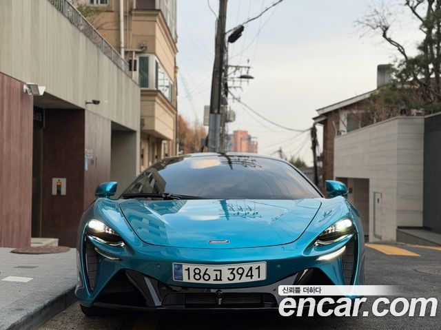 Mclaren Artura из Кореи Encar