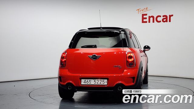 Mini Countryman ALL4 1st — пробег 110 689 км
