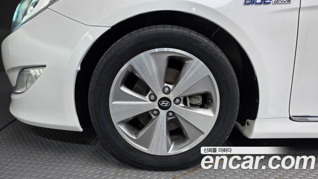 Hyundai Sonata 2.0 Royal — пробег 93 560 км