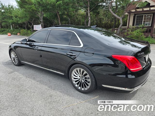 Genesis EQ900 5.0 GDI AWD Prestige — пробег 152 206 км