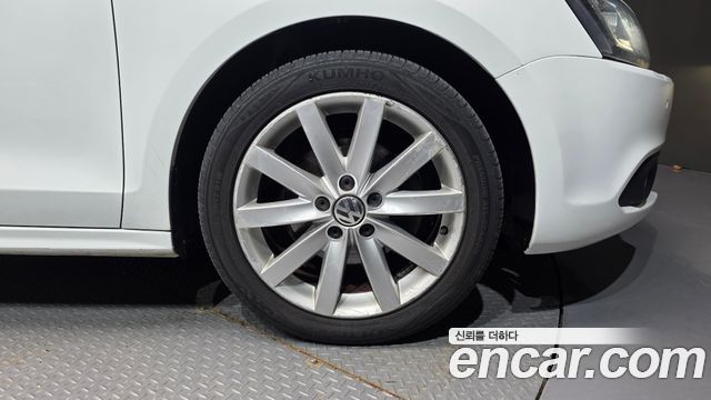 Volkswagen Jetta 2.0 TDI 6th — пробег 250 311 км