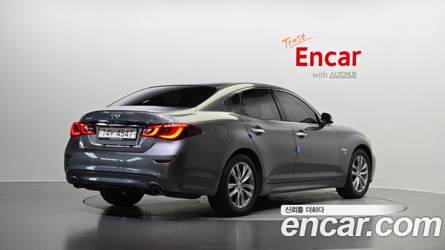 Infiniti Q70 из Кореи Encar