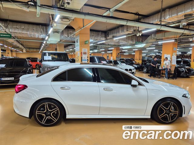 Mercedes-Benz A-Class AMG A35 4MATIC Sedan — пробег 56 800 км
