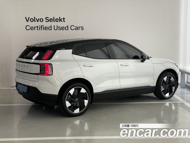 Volvo EX30 из Кореи Encar
