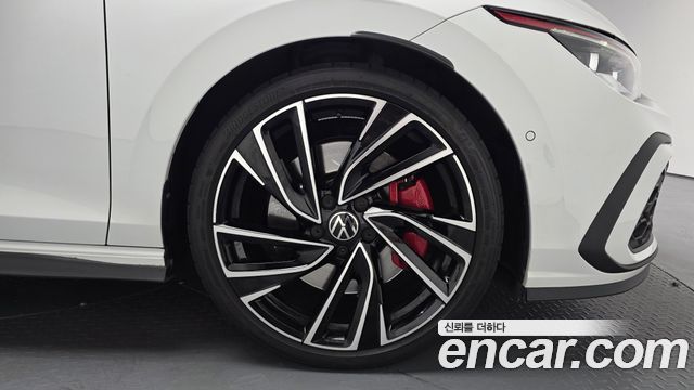 Volkswagen Golf 2.0 GTI — пробег 24 403 км