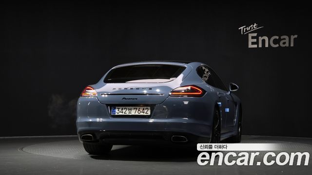 Porsche Panamera 3.6 2WD 970 — пробег 135 841 км