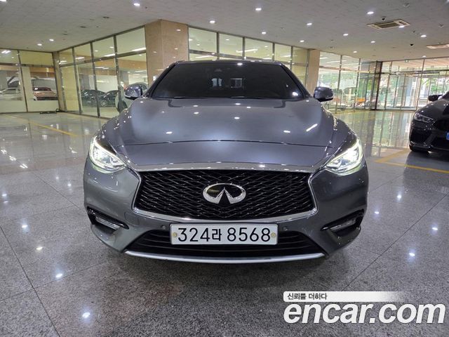 Infiniti Q30 из Кореи Encar