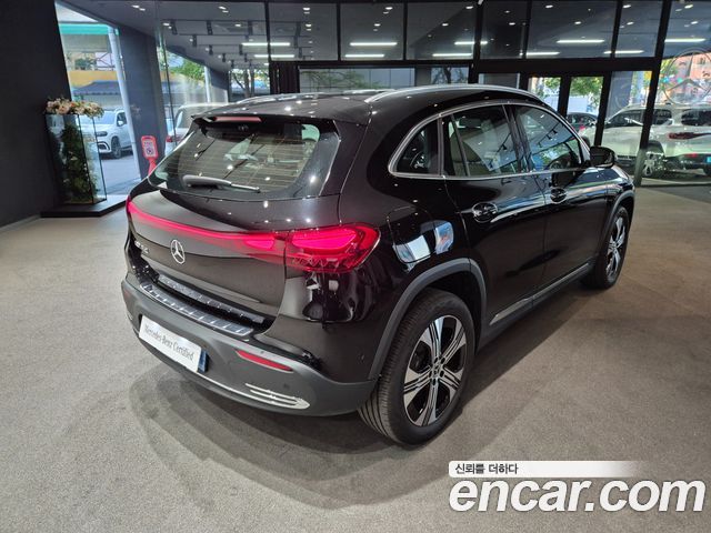 Mercedes-Benz EQA из Кореи Encar
