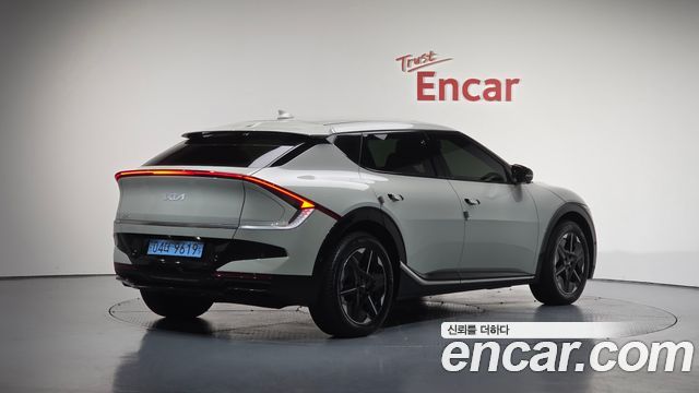 Kia EV6 из Кореи Encar