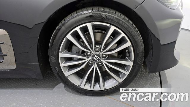 Kia Stinger из Кореи Encar
