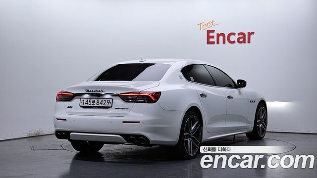 Maserati Quattroporte из Кореи Encar