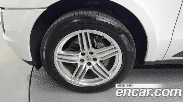 Porsche Macan из Кореи Encar