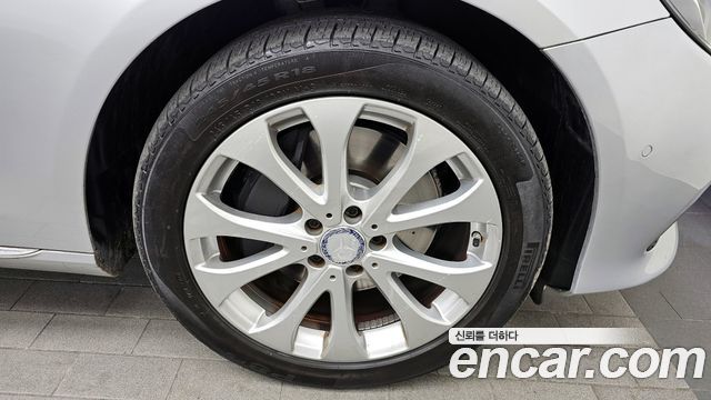Mercedes-Benz E-Class E300 Exclusive — пробег 108 217 км