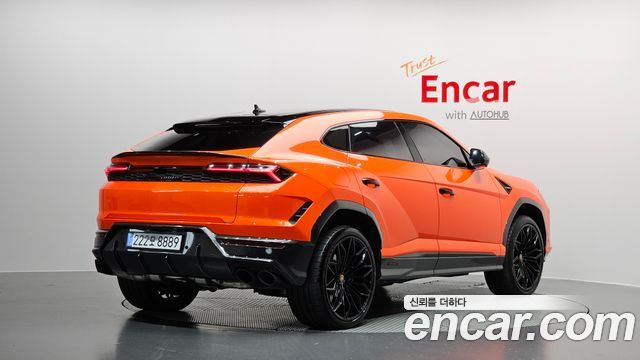 Lamborghini Urus из Кореи Encar