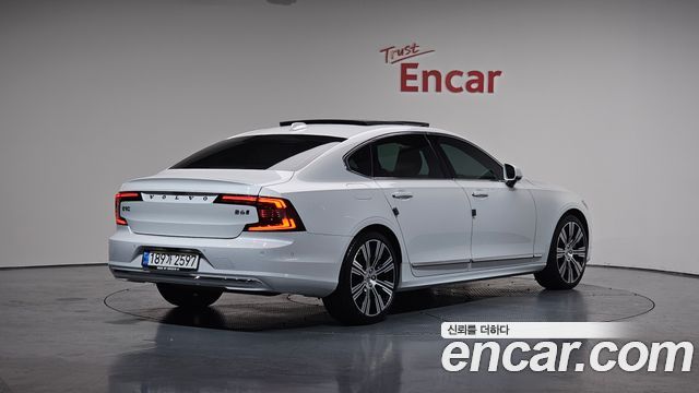 Volvo S90 B6 AWD Ultimate Bright — пробег 52 283 км — фото 2 из 5
