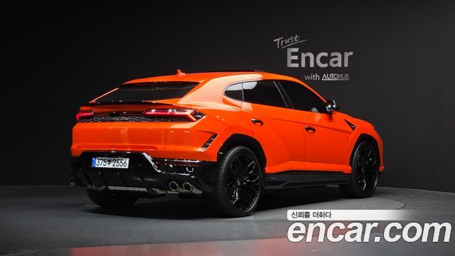 Lamborghini Urus из Кореи Encar