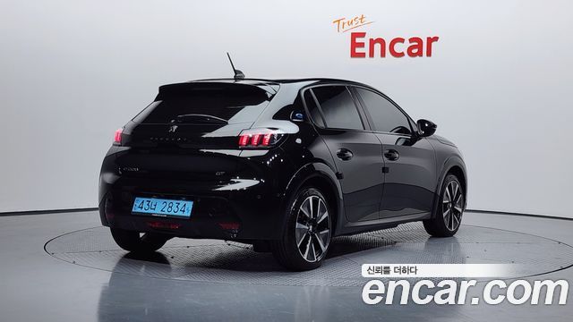 Peugeot 208 из Кореи Encar