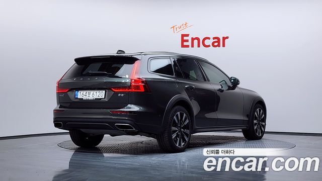 Volvo V60 из Кореи Encar
