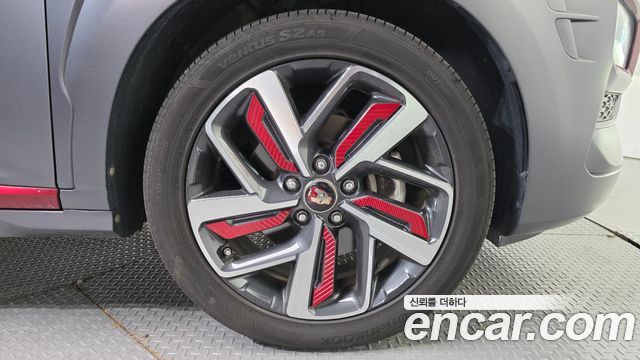 Hyundai Kona из Кореи Encar