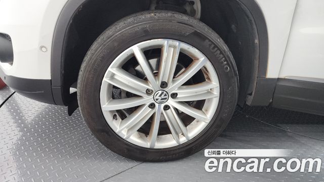 Volkswagen Tiguan 2.0 TDI  Premium 5N — пробег 148 534 км — фото 5 из 5