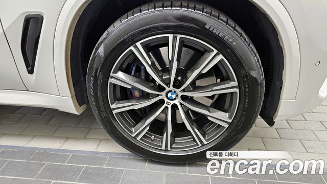 BMW X5 xDrive 30d M Sport — пробег 30 394 км — фото 5 из 5